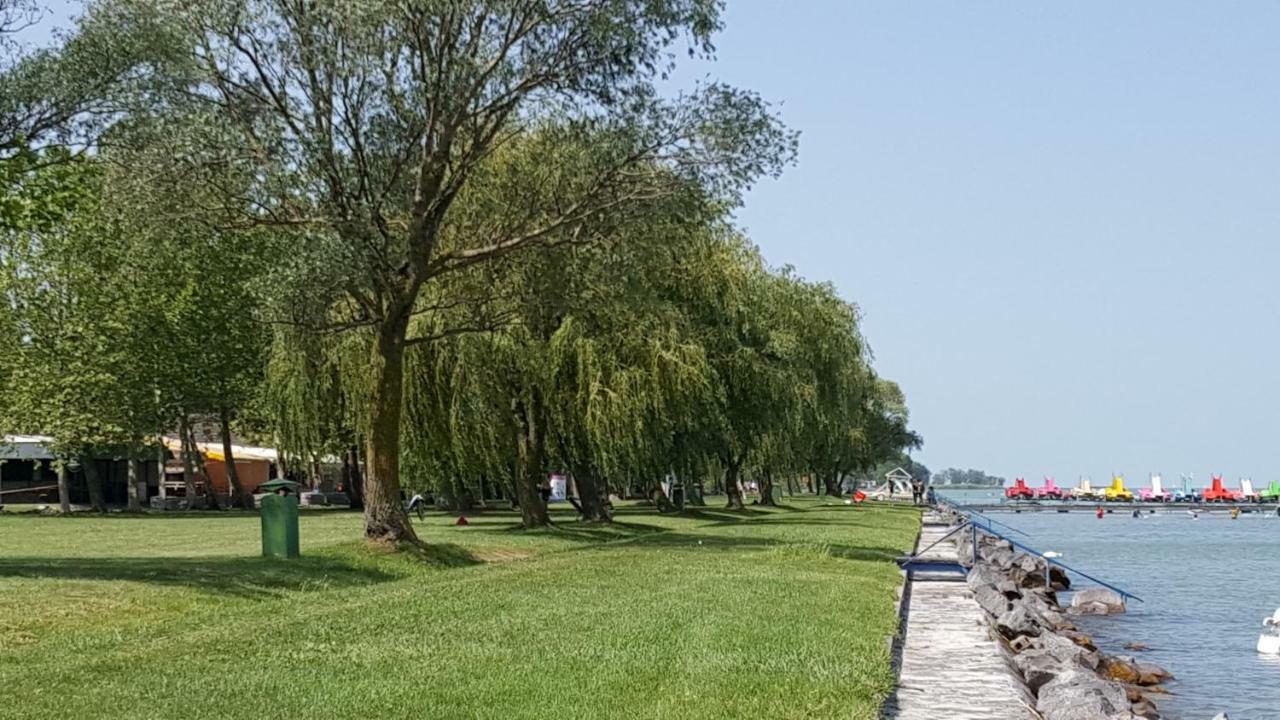 Lelle Resort Cb34 Balatonlelle Exterior foto